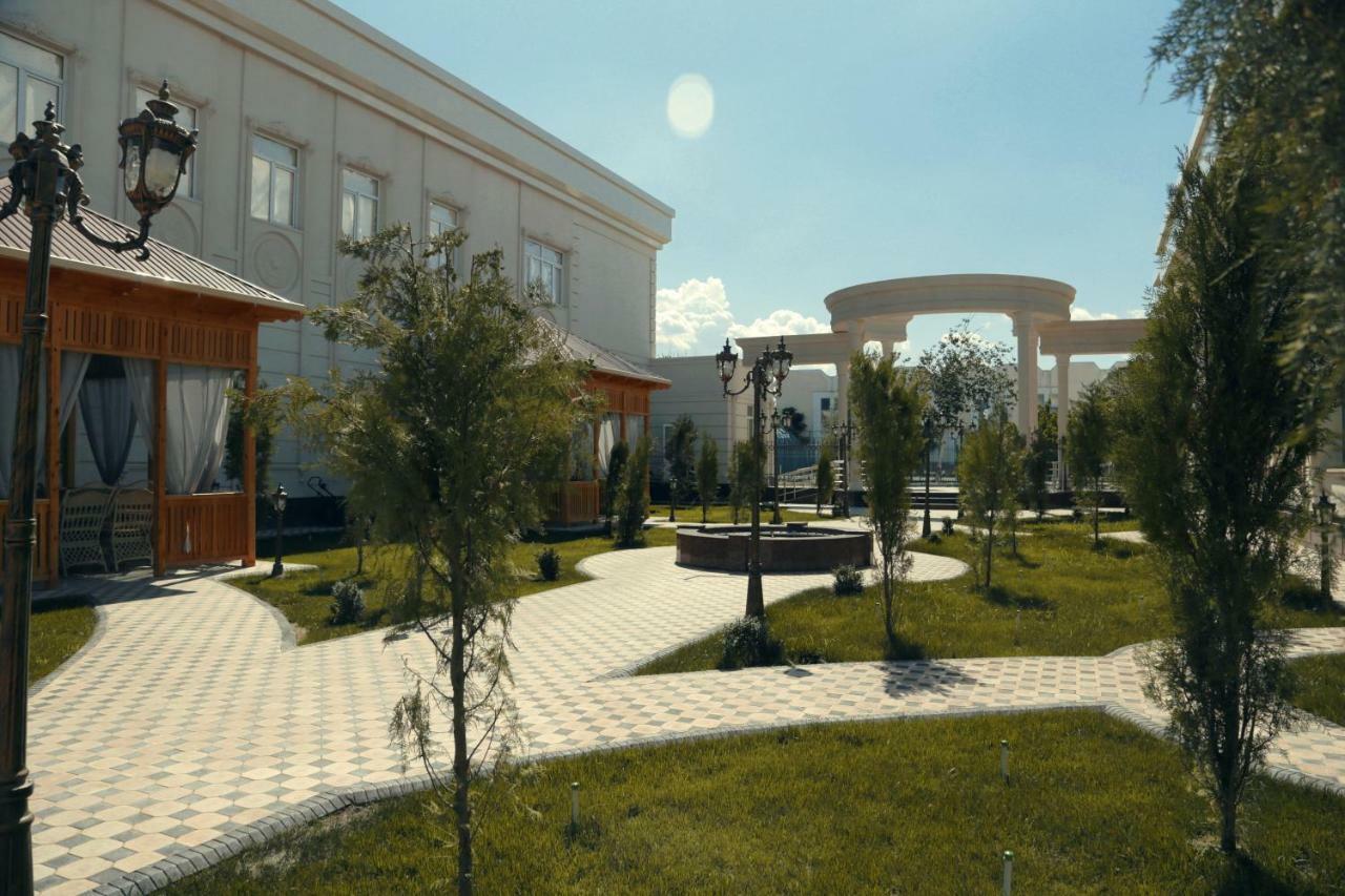 Bravolyuks Hotel Urgench Luaran gambar