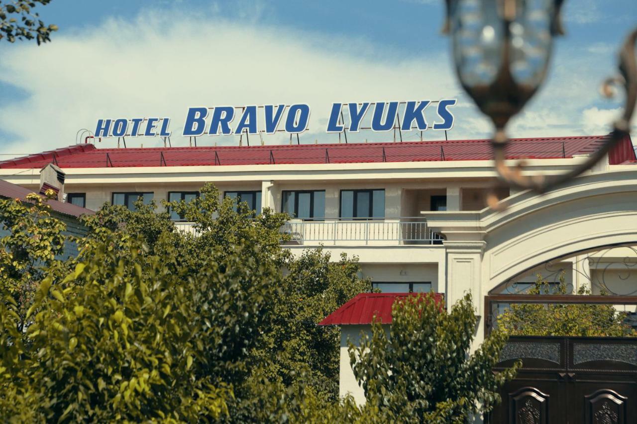 Bravolyuks Hotel Urgench Luaran gambar