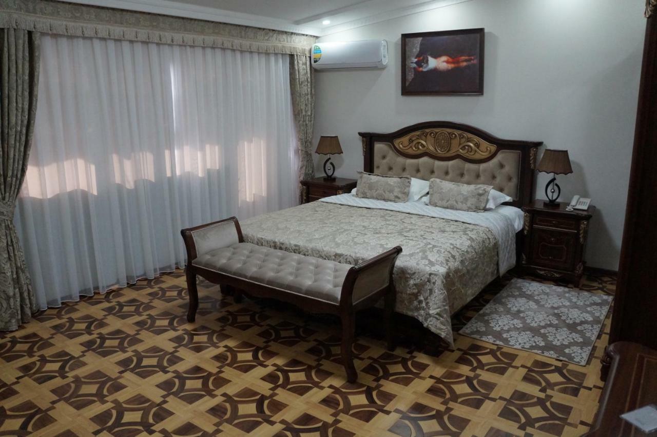 Bravolyuks Hotel Urgench Luaran gambar