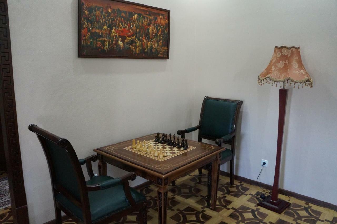 Bravolyuks Hotel Urgench Luaran gambar