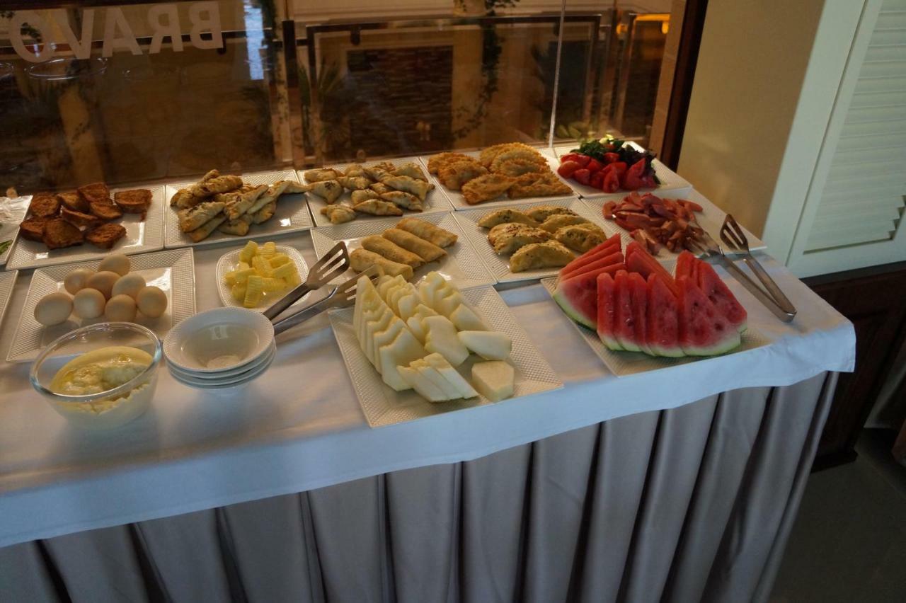 Bravolyuks Hotel Urgench Luaran gambar